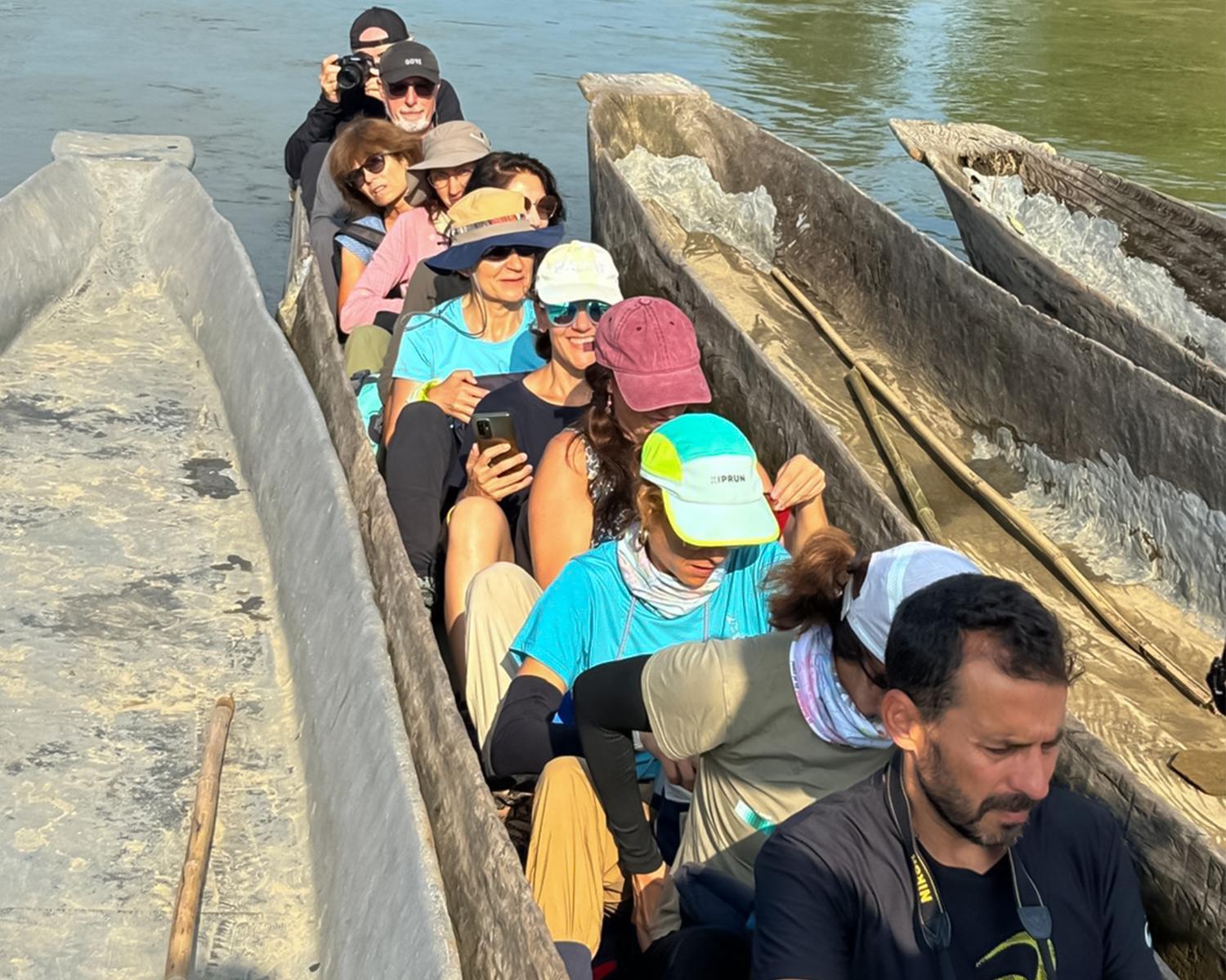Greenland Safari, Sauraha Exteriör bild